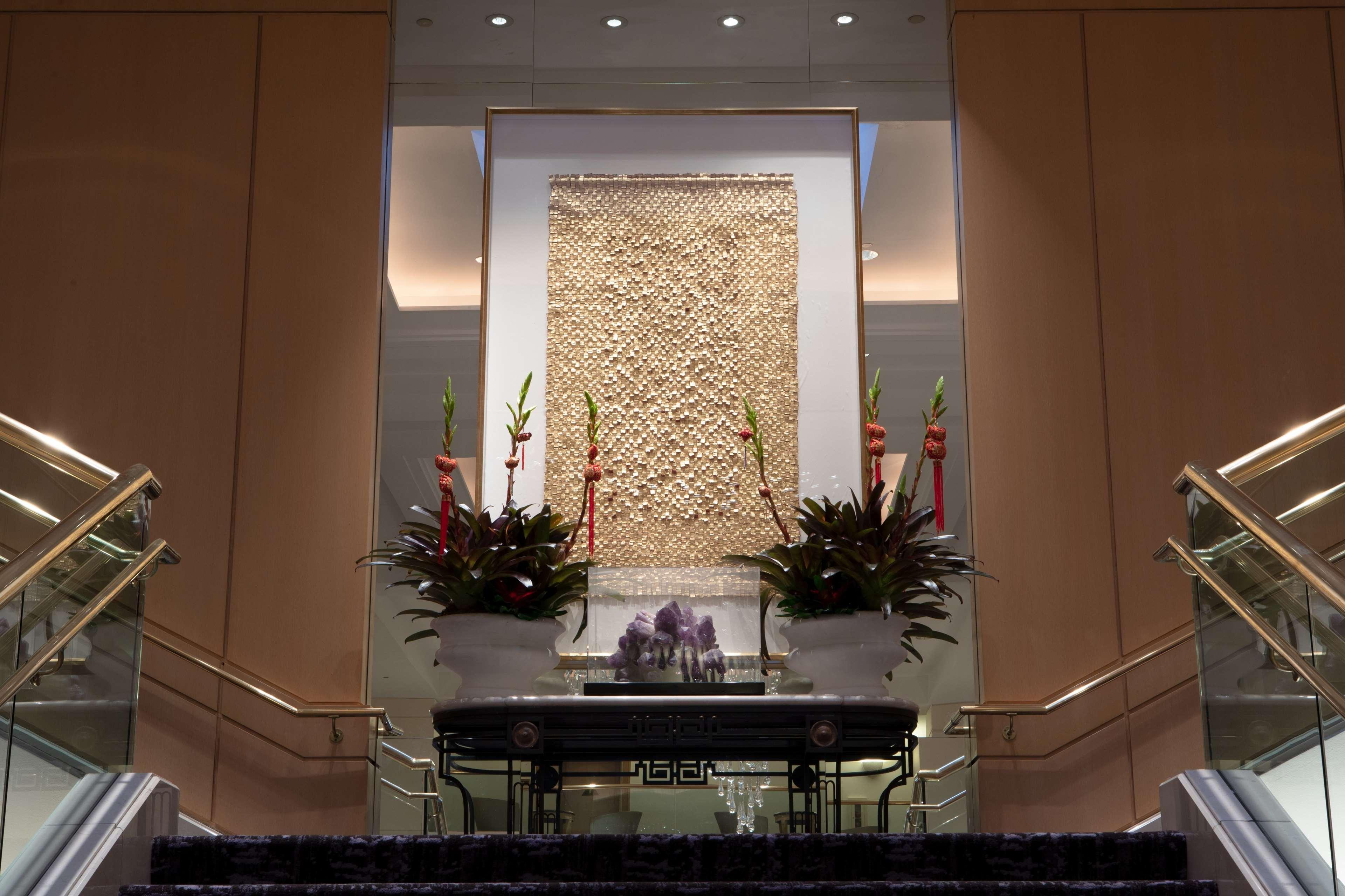 Hilton Angeles Airport Hotel 4*