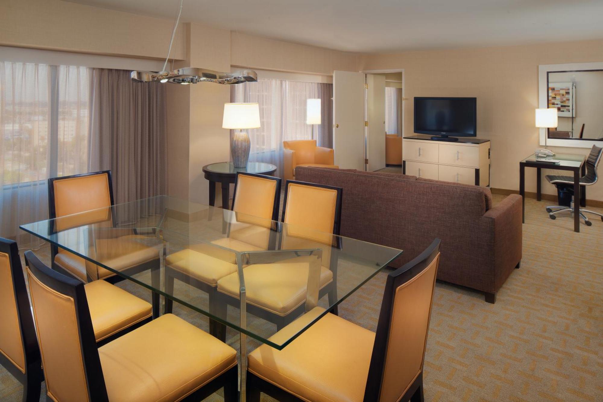 Hilton Angeles Airport 4* Los Angeles